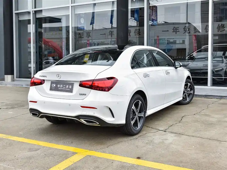 MERCEDES BENZ A-CLASS 2024