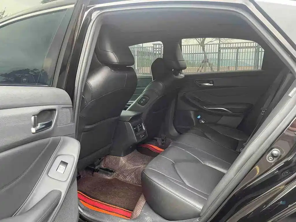 TOYOTA AVALON 2020