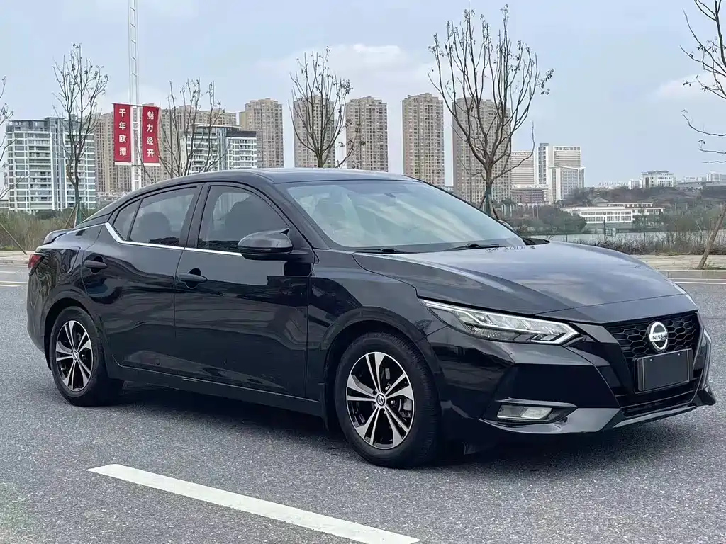 NISSAN SYLPHY 2020