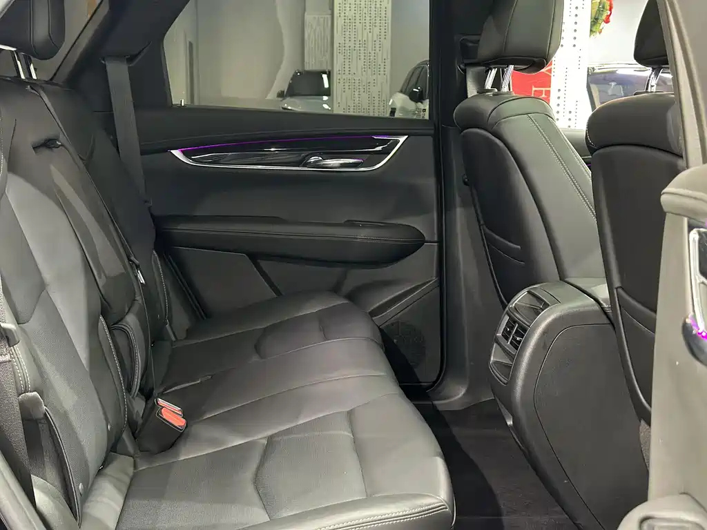 CADILLAC XT5 2020