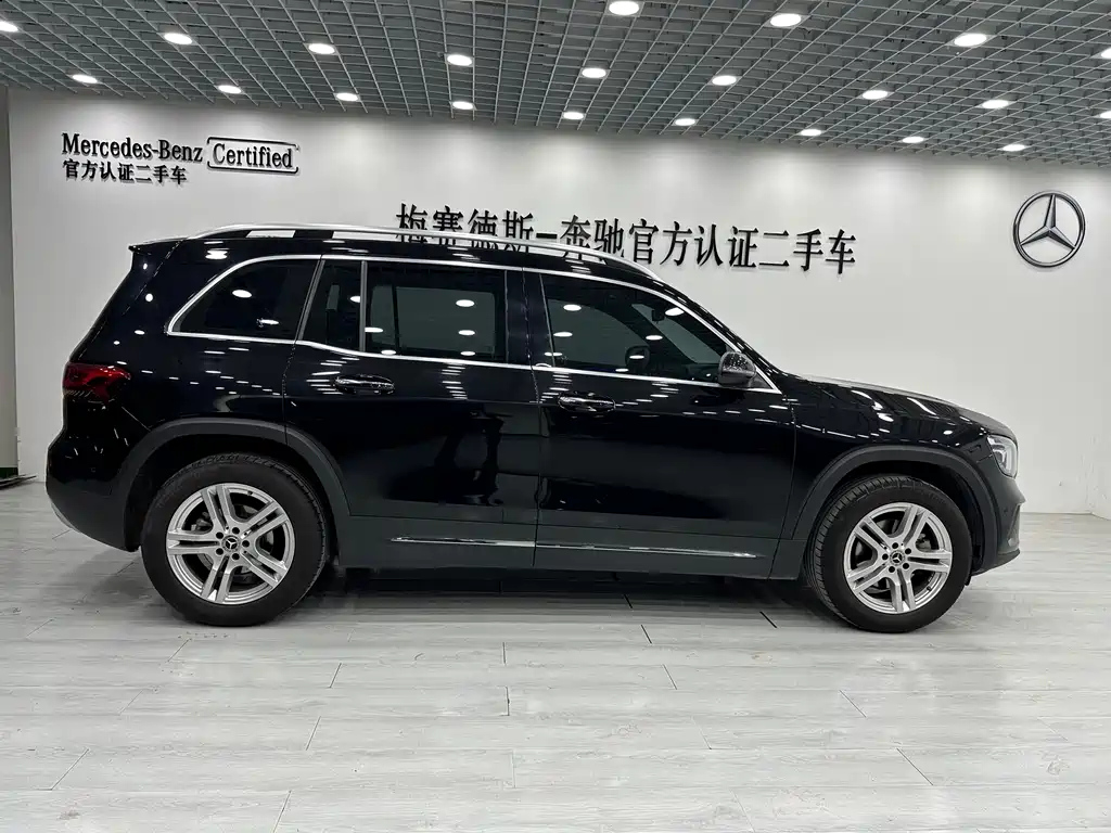 MERCEDES BENZ GLB 2020