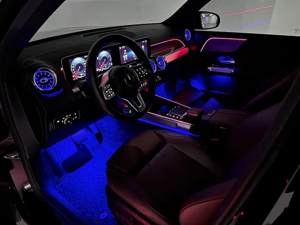 MERCEDES BENZ GLB 2020