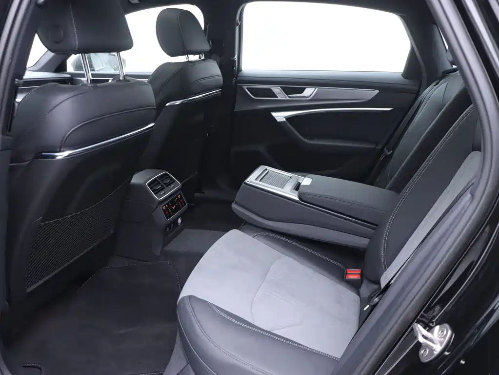 AUDI A6L 2024