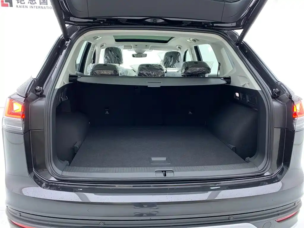 VOLKSWAGEN TAYRON 2024