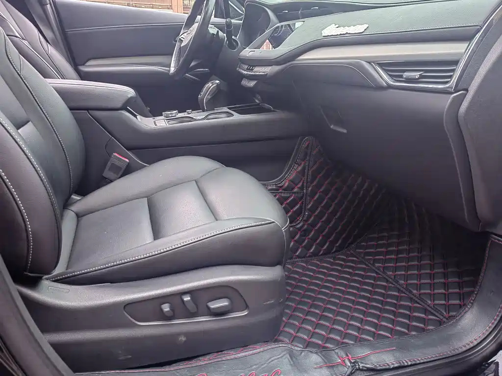 CADILLAC XT4 2019
