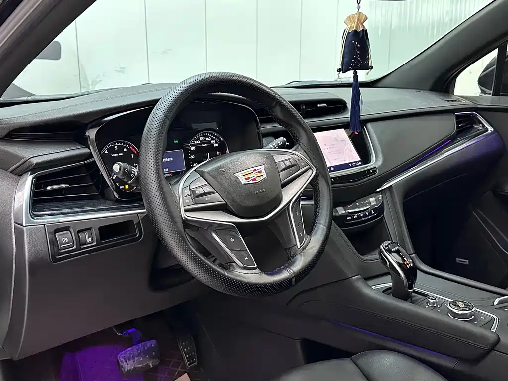 CADILLAC XT5 2022