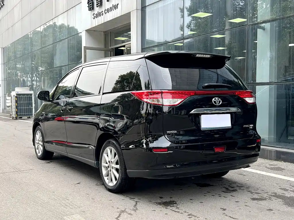 TOYOTA PREVIA 2015