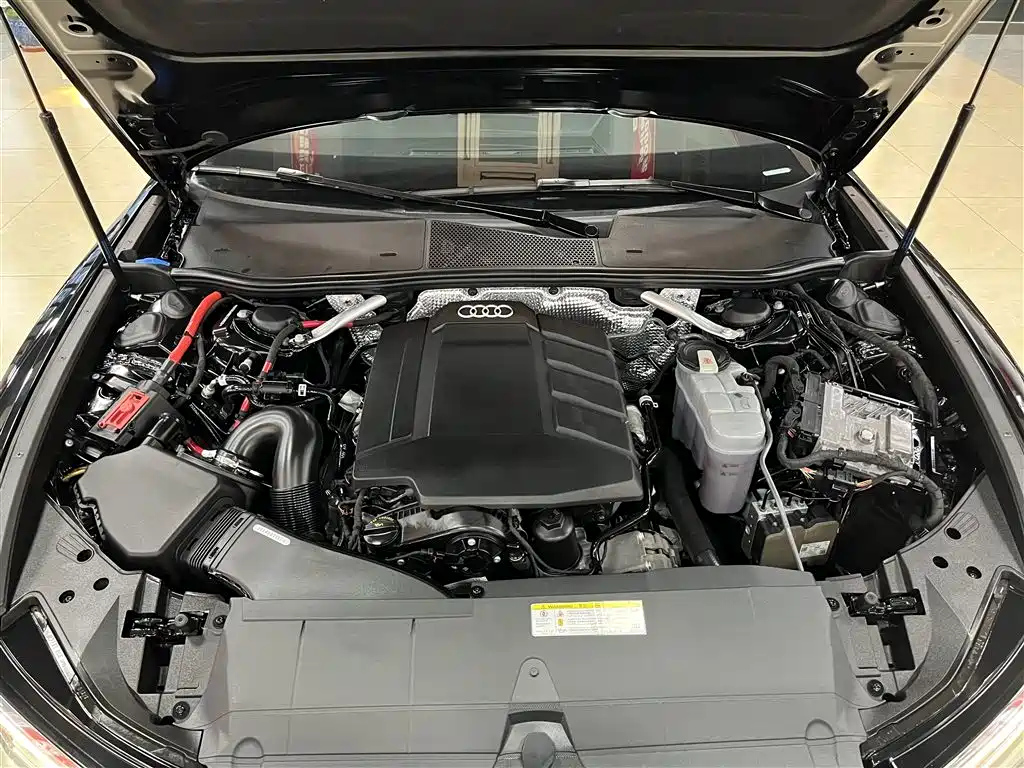 AUDI A6L 2020