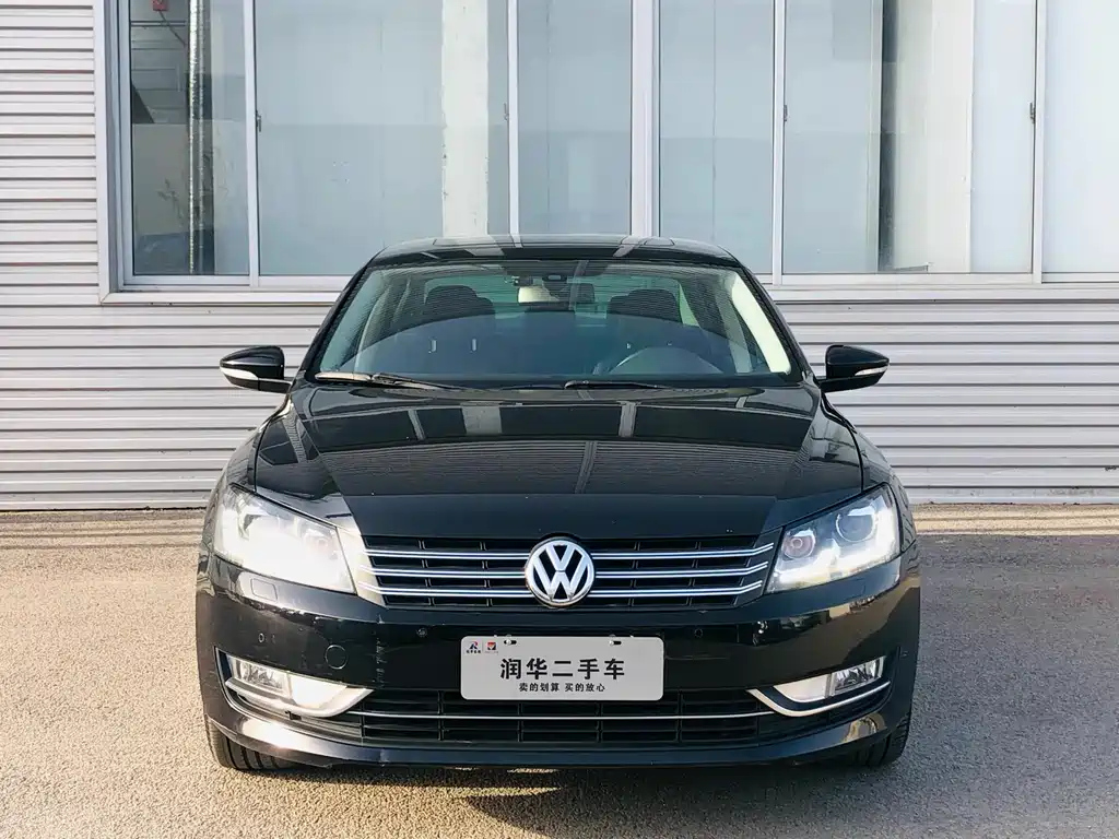 VOLKSWAGEN PASSAT 2015