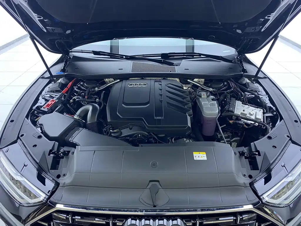 AUDI A7L 2024