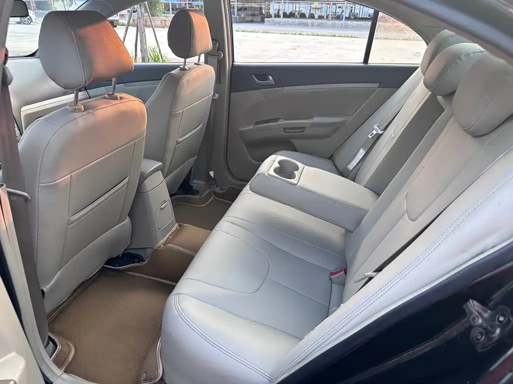 GEELY AUTO CLASSIC EMGRAND 2011