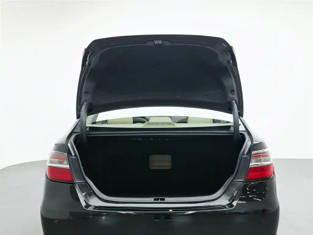 TOYOTA CAMRY 2017