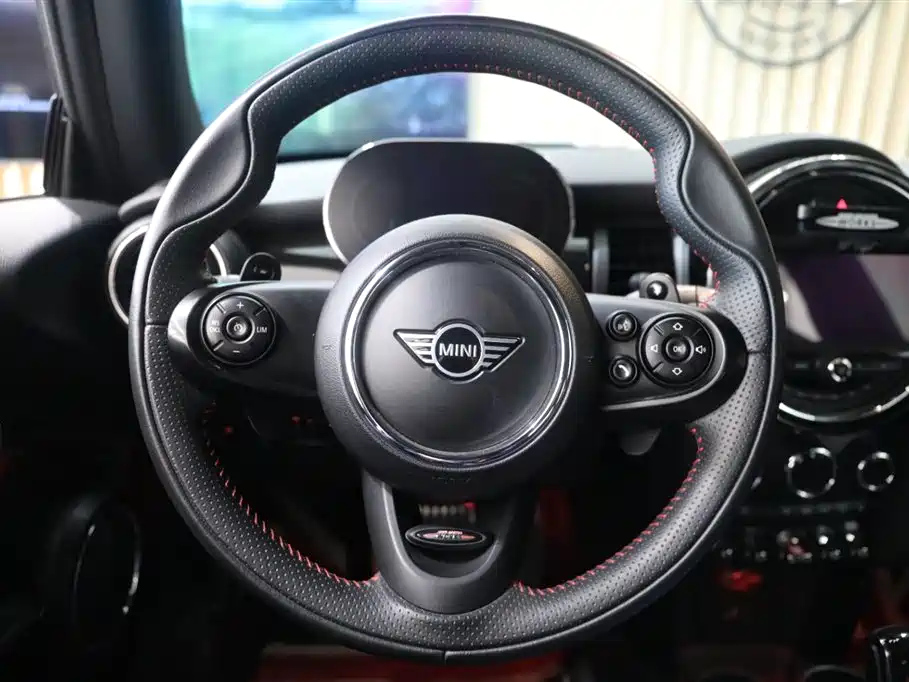 MINI JCW 2021