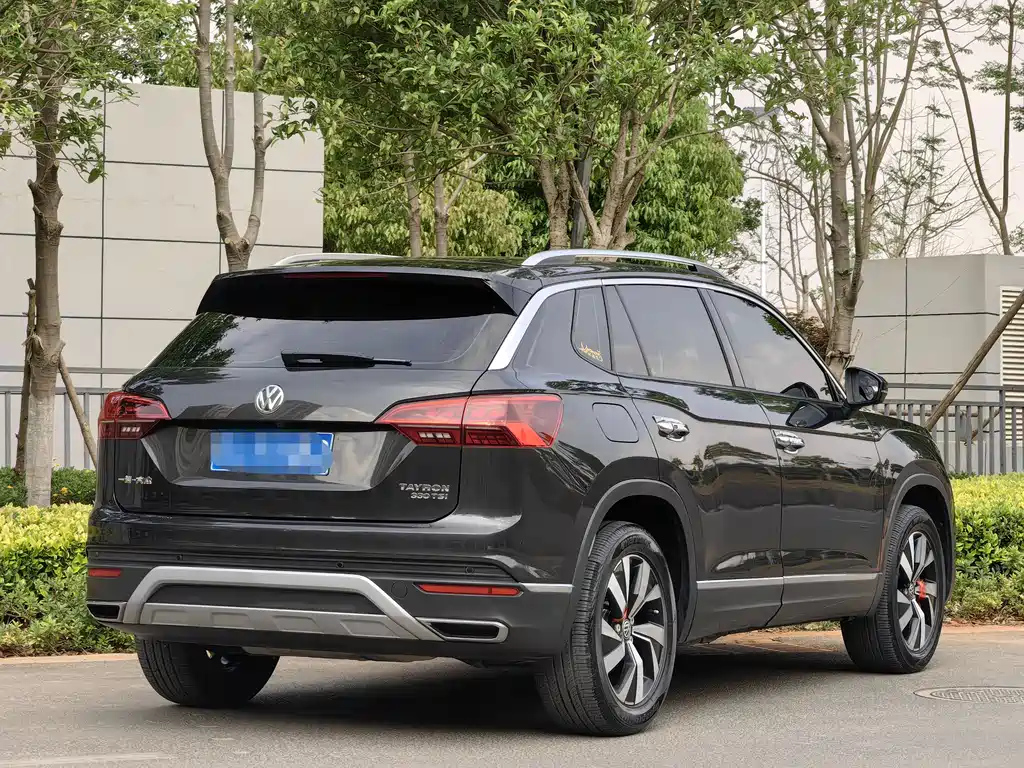 VOLKSWAGEN TAYRON 2020