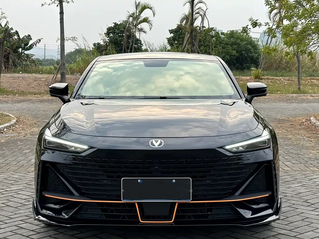 CHANGAN UNI-V 2023