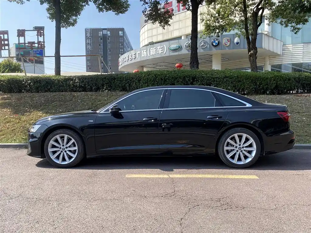 AUDI A6L 2021