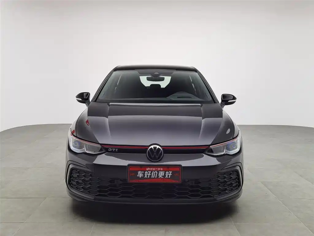 VOLKSWAGEN GOLF 2022