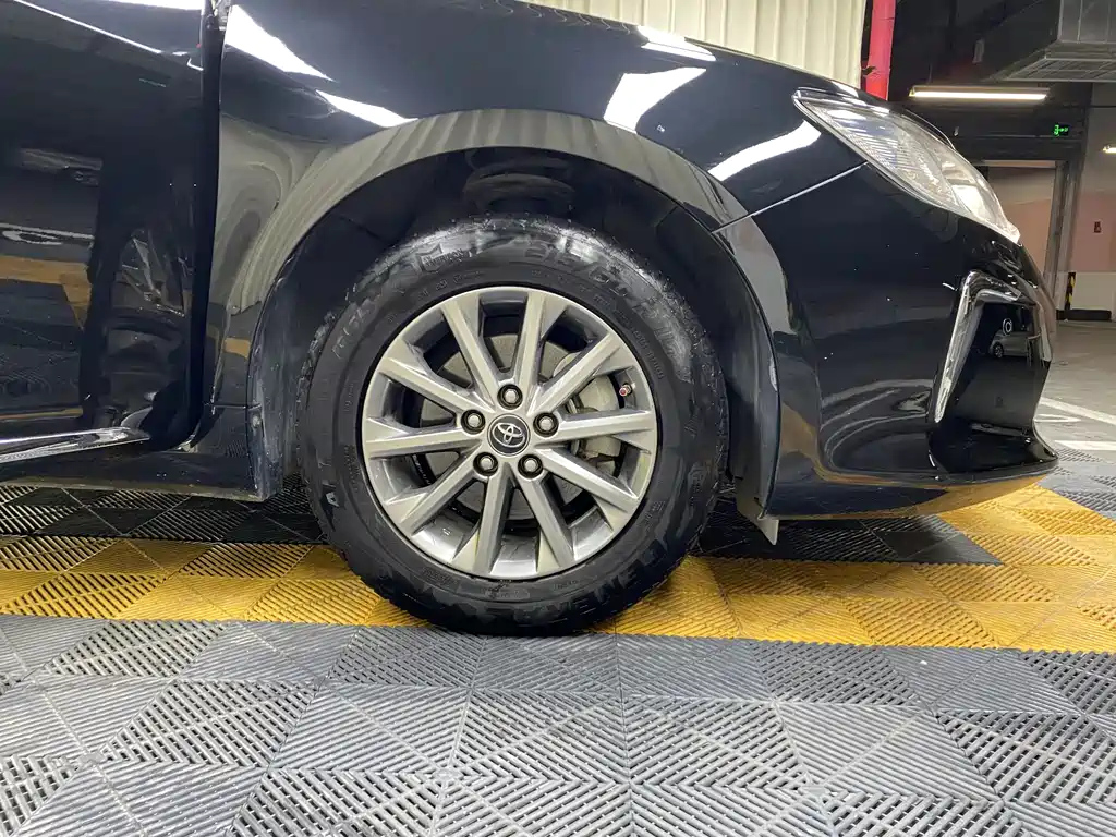 TOYOTA CAMRY 2017
