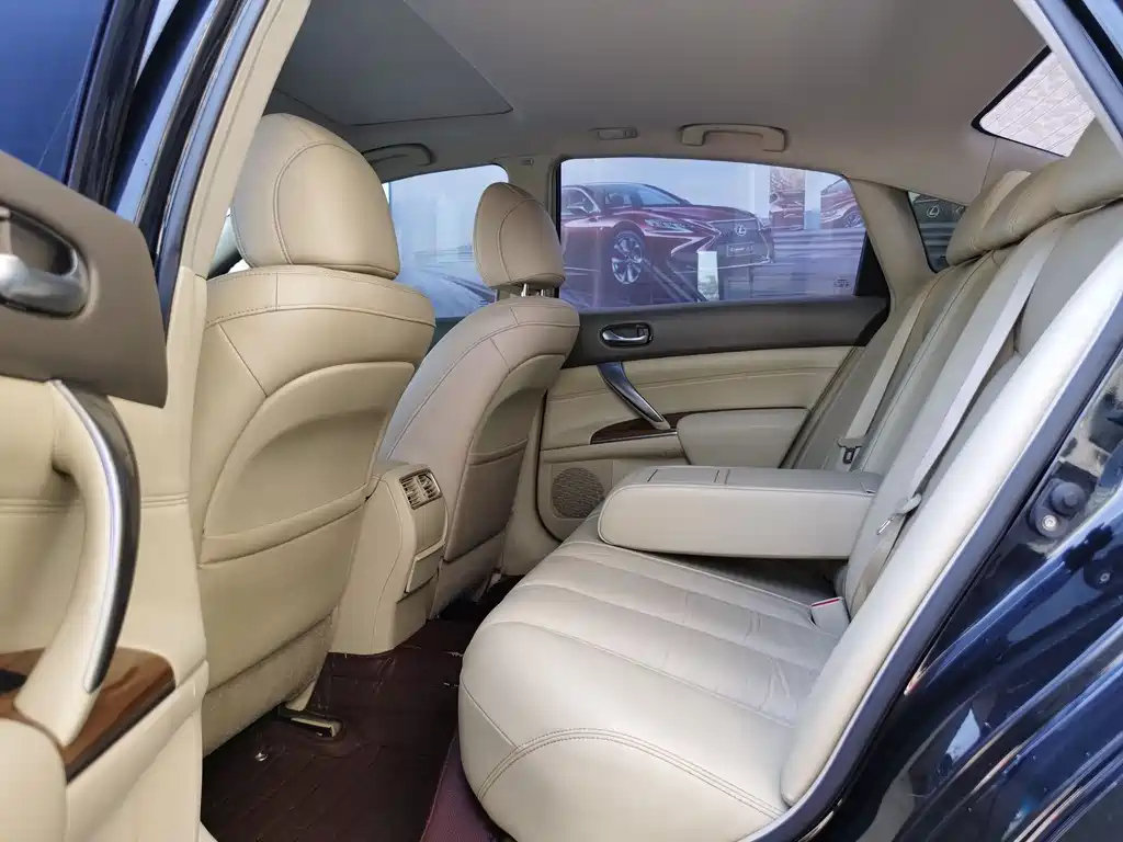 NISSAN TEANA 2011