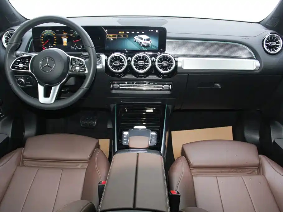 MERCEDES BENZ GLB 2021