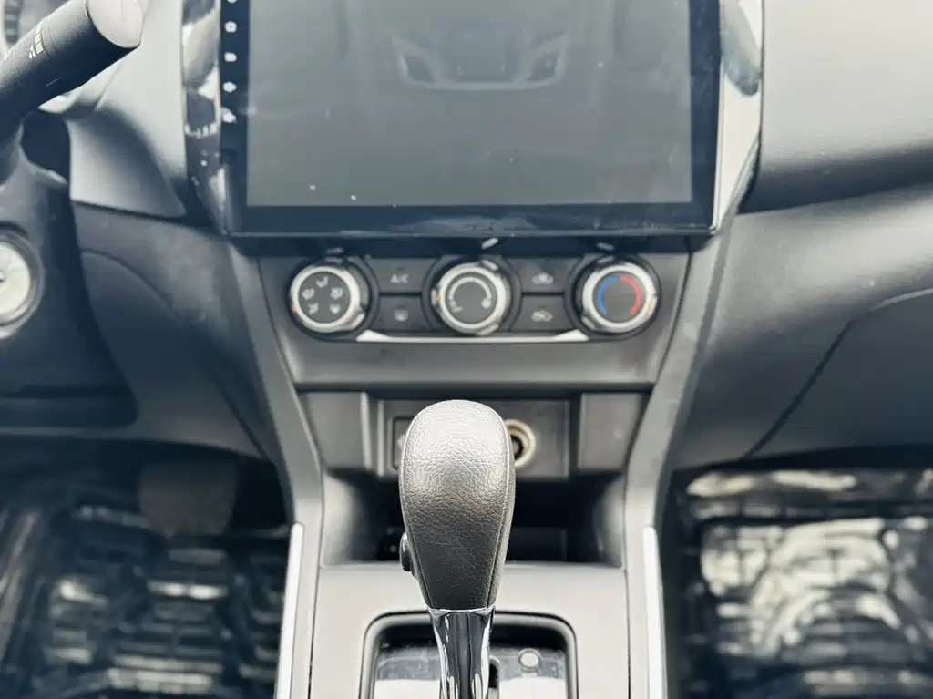 NISSAN SYLPHY 2021