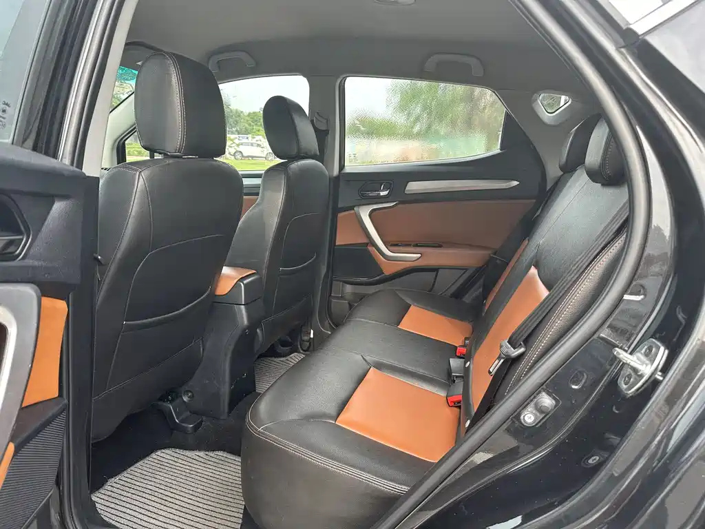 JAC REFINE S3 2015