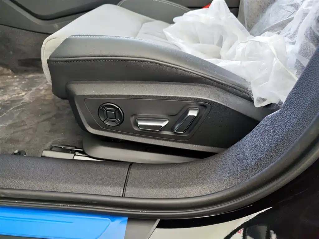 AUDI A6L 2024