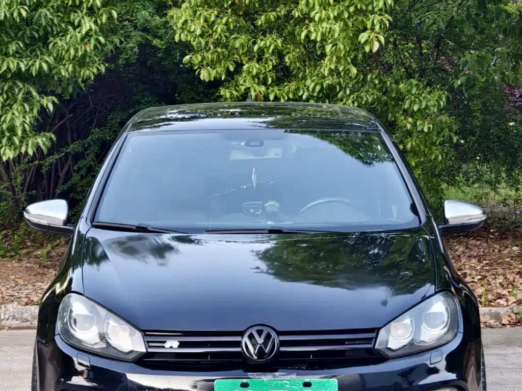 VOLKSWAGEN GOLF GTI 2012