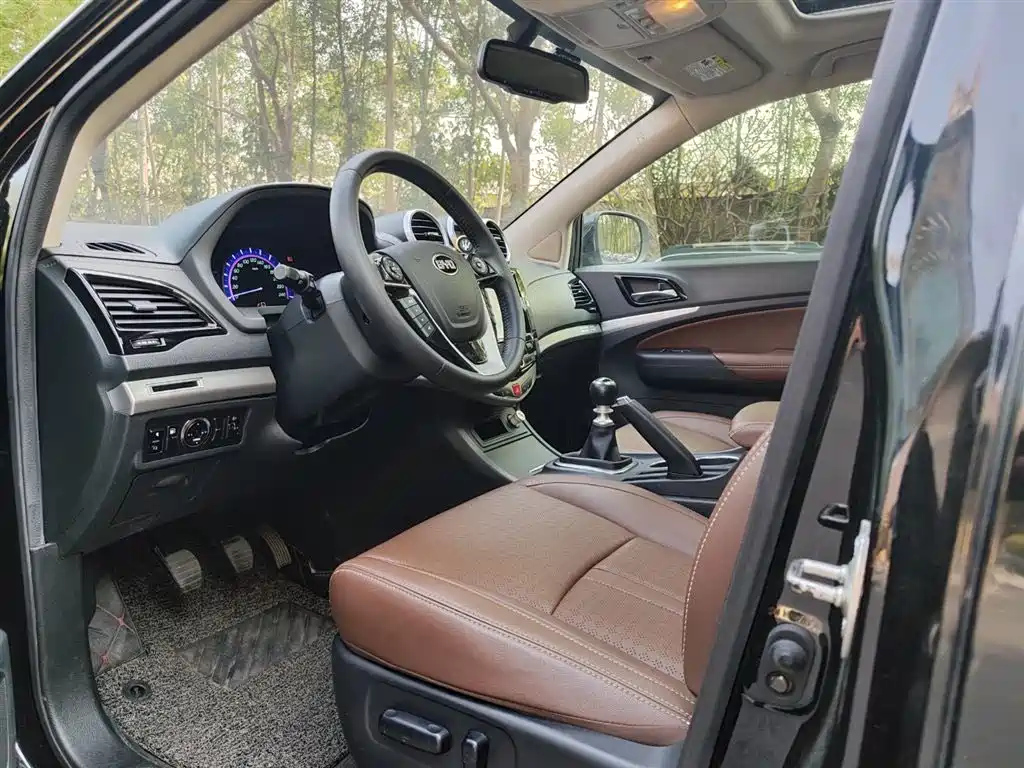 BYD S7 2015