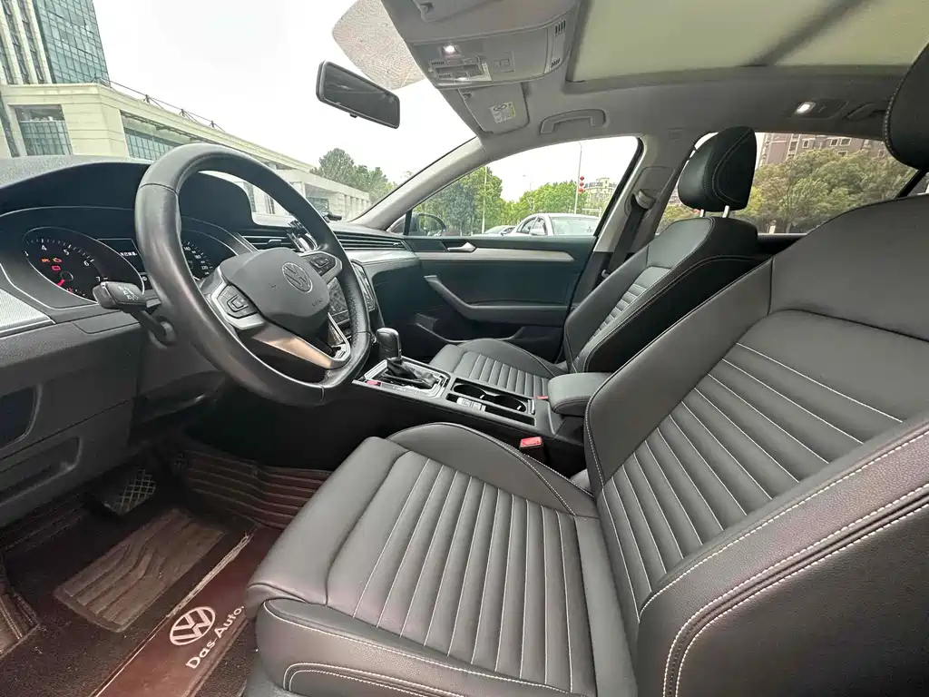 VOLKSWAGEN MAGOTAN 2022