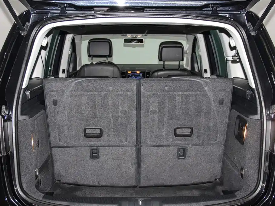 VOLKSWAGEN SHARAN 2014