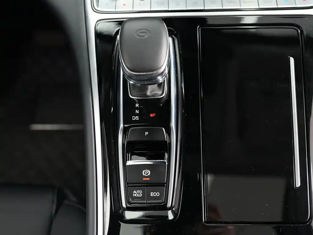 TRUMPCHI M8 2022