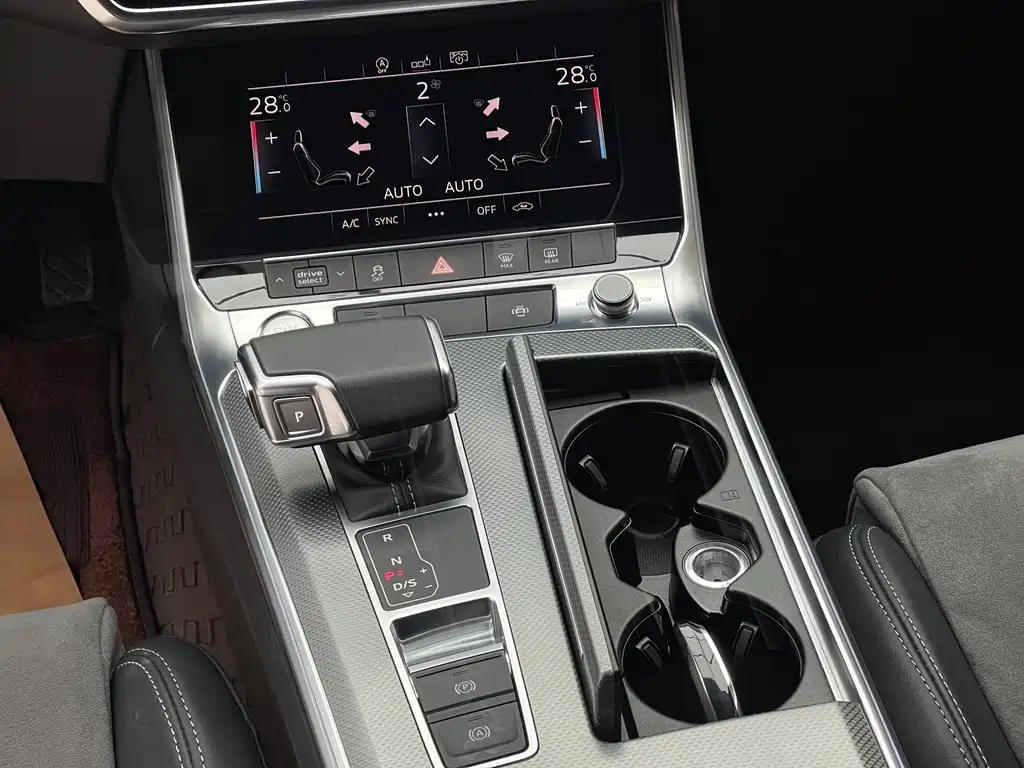 AUDI A6L 2020