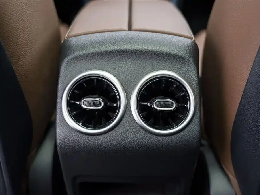 MERCEDES BENZ GLB 2022