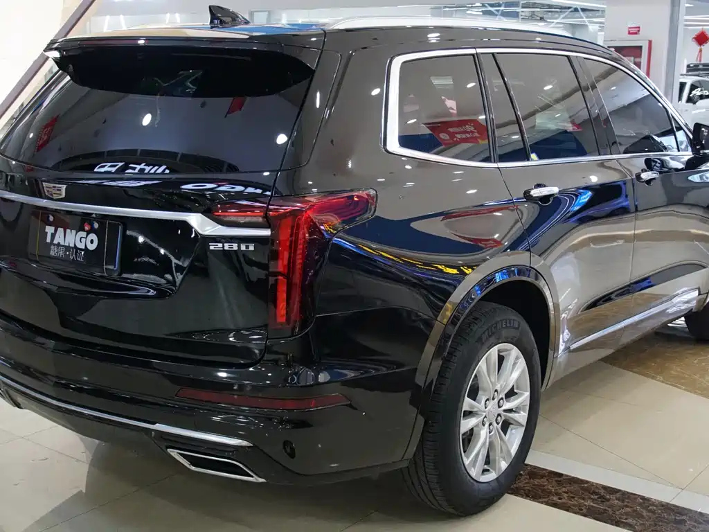 CADILLAC XT6 2020