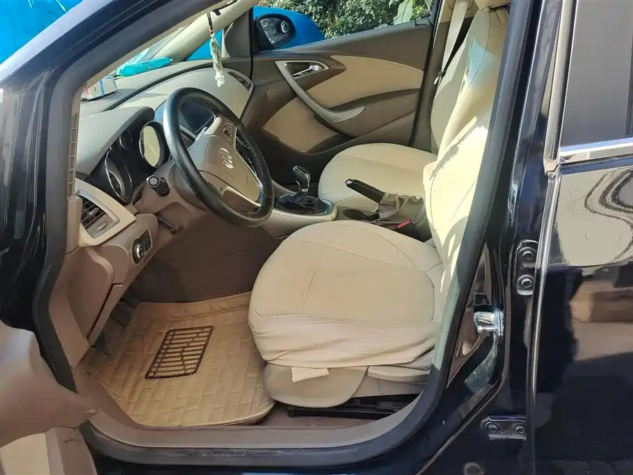 BUICK EXCELLE 2013