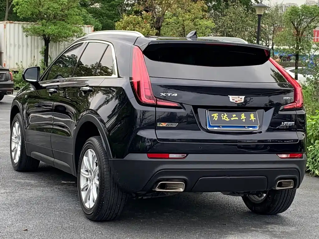 CADILLAC XT4 2021