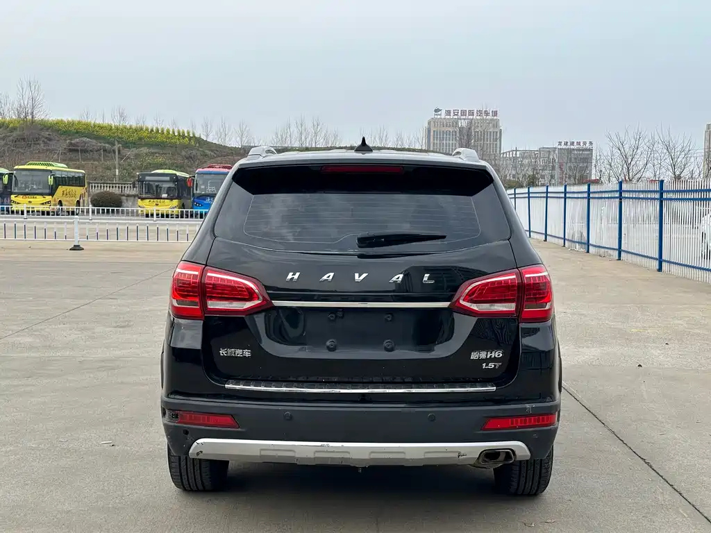 HAVAL H6 2015