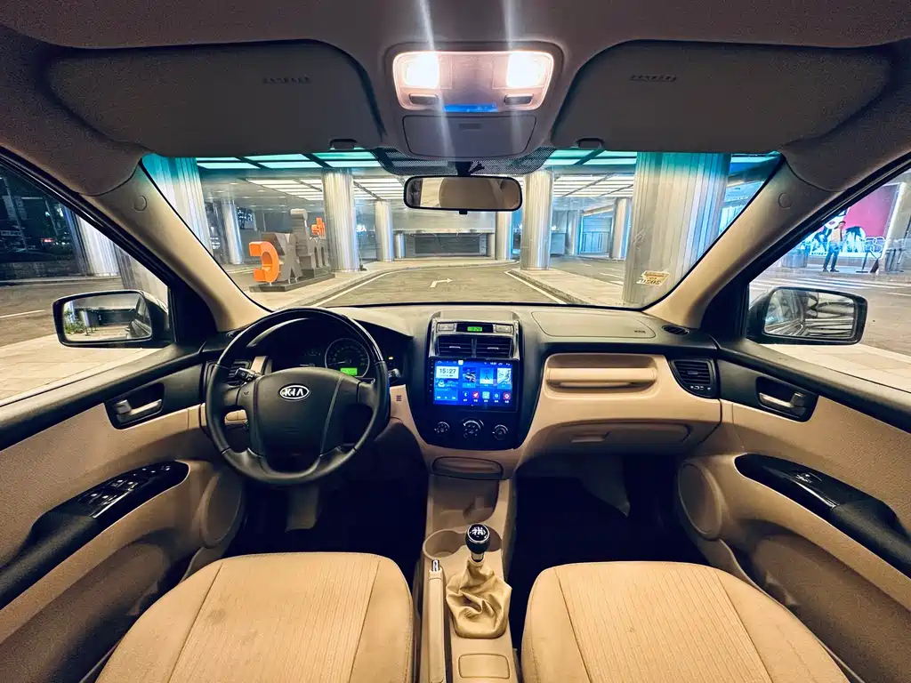 KIA SPORTAGE 2012