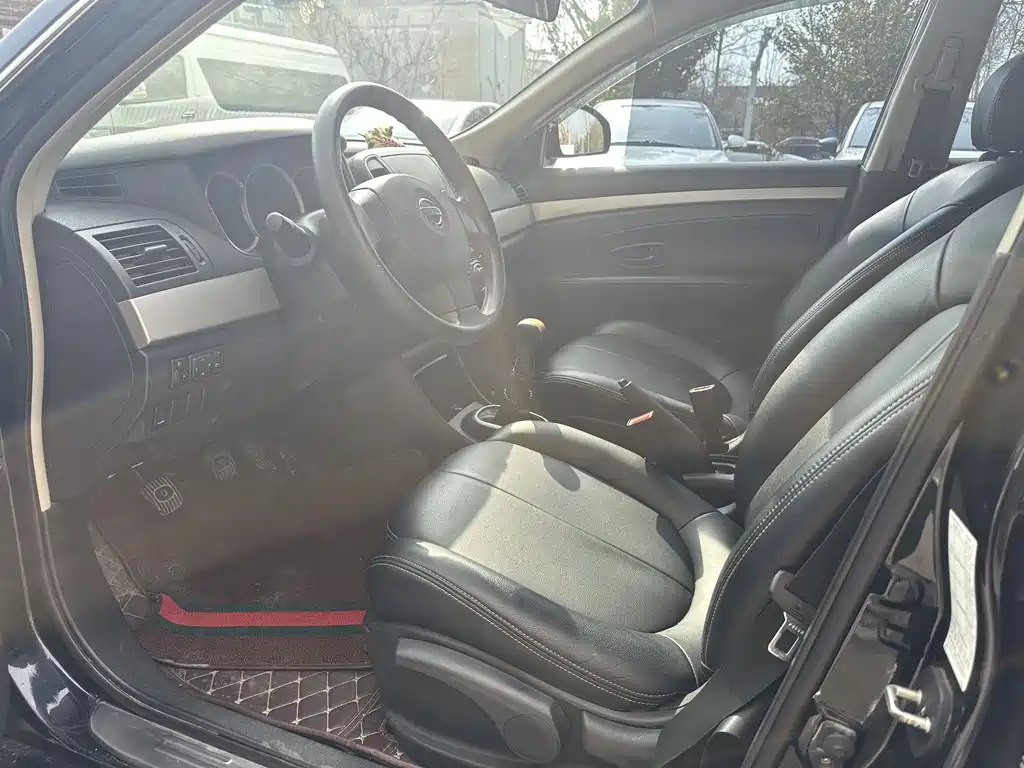 NISSAN SYLPHY 2016