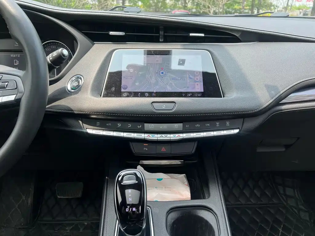 CADILLAC XT4 2022