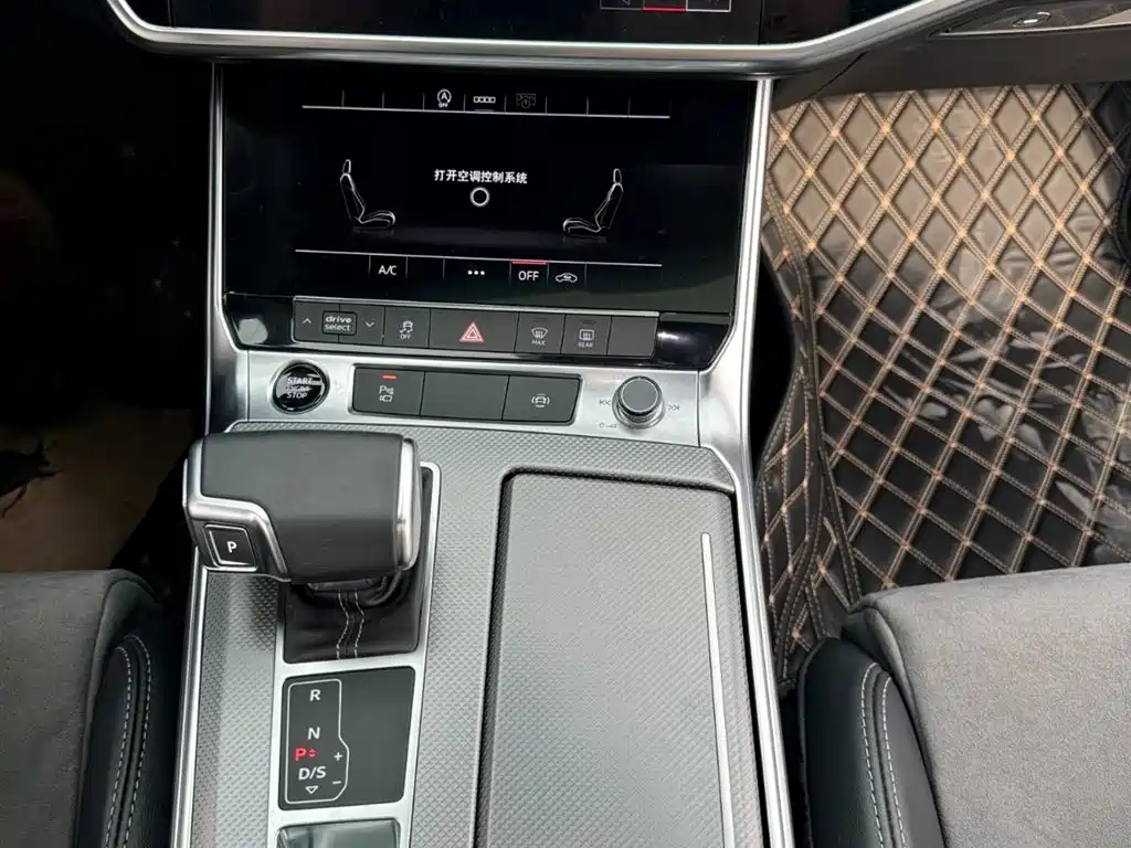AUDI A6L 2022