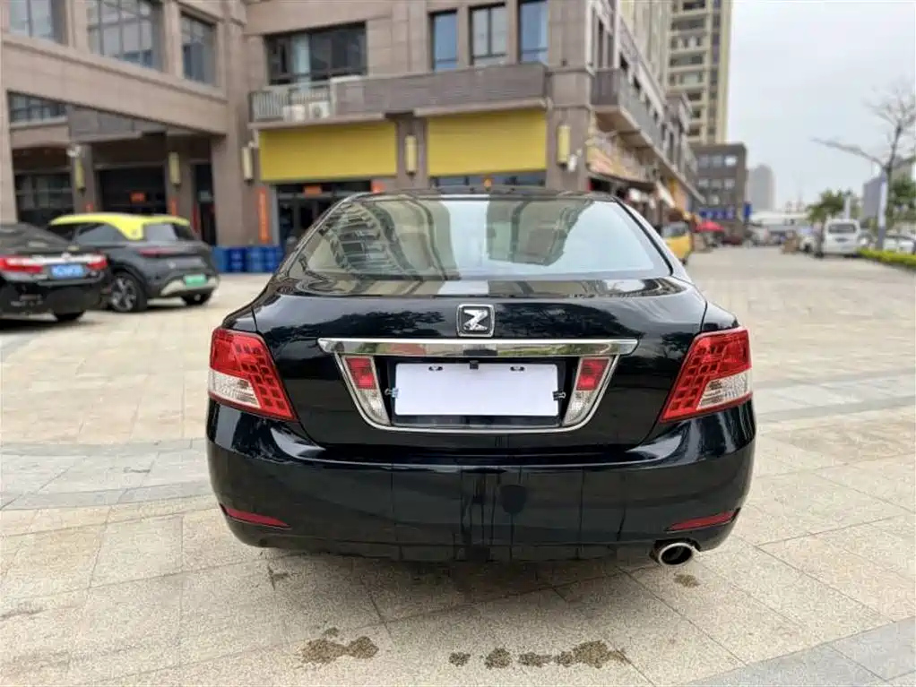 ZOTYE Z300 2013