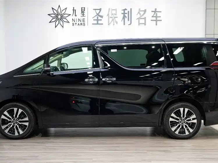 TOYOTA ALPHARD 2019