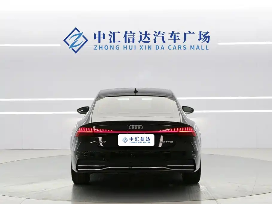 AUDI A7 2021