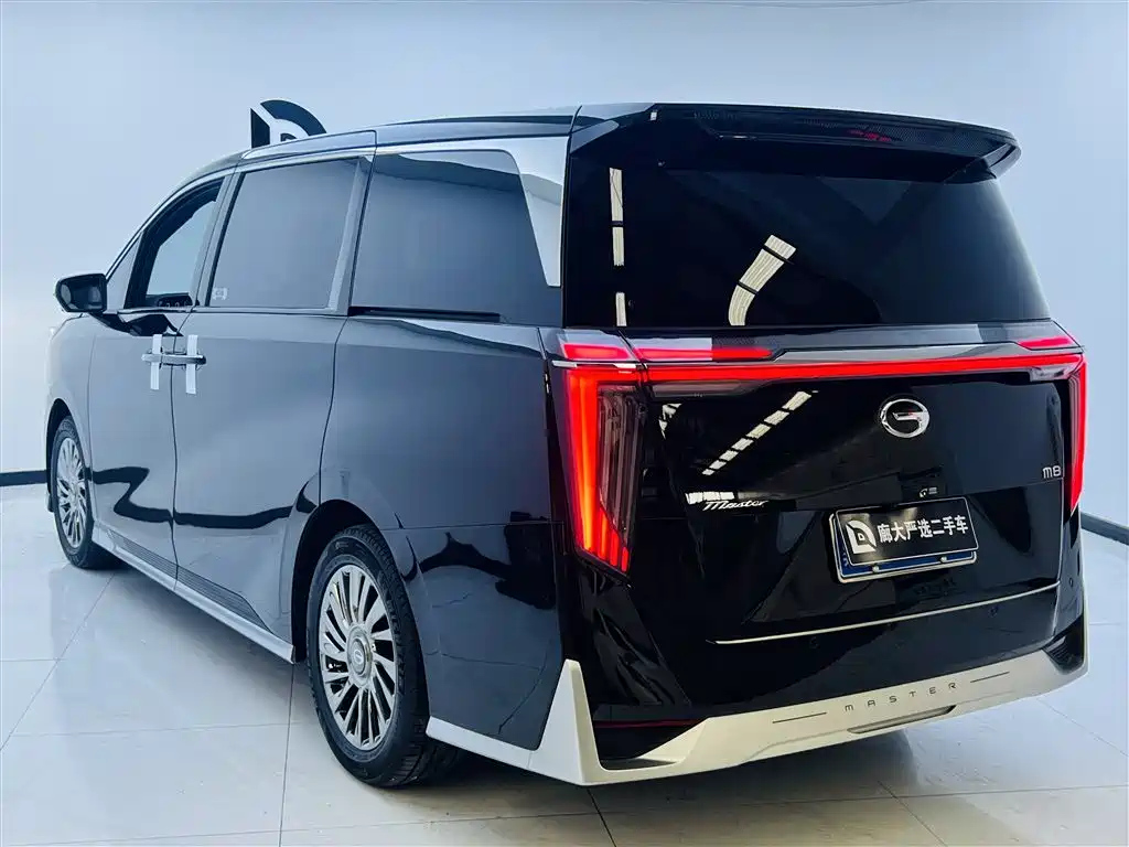 TRUMPCHI M8 2023