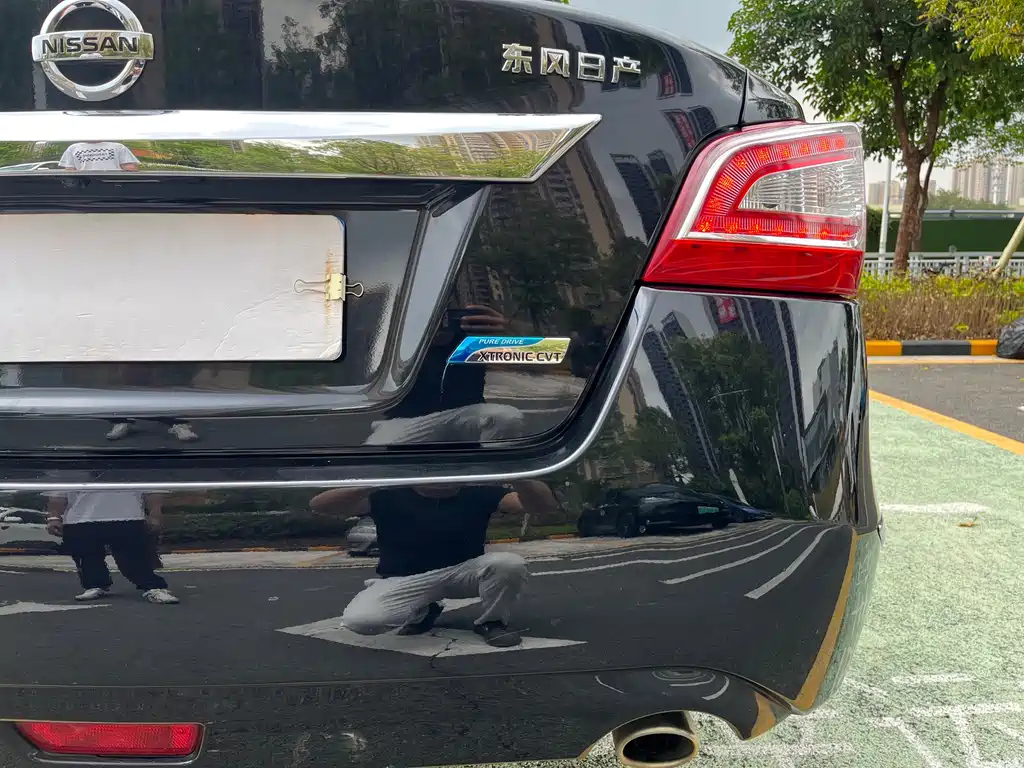 NISSAN TEANA 2015