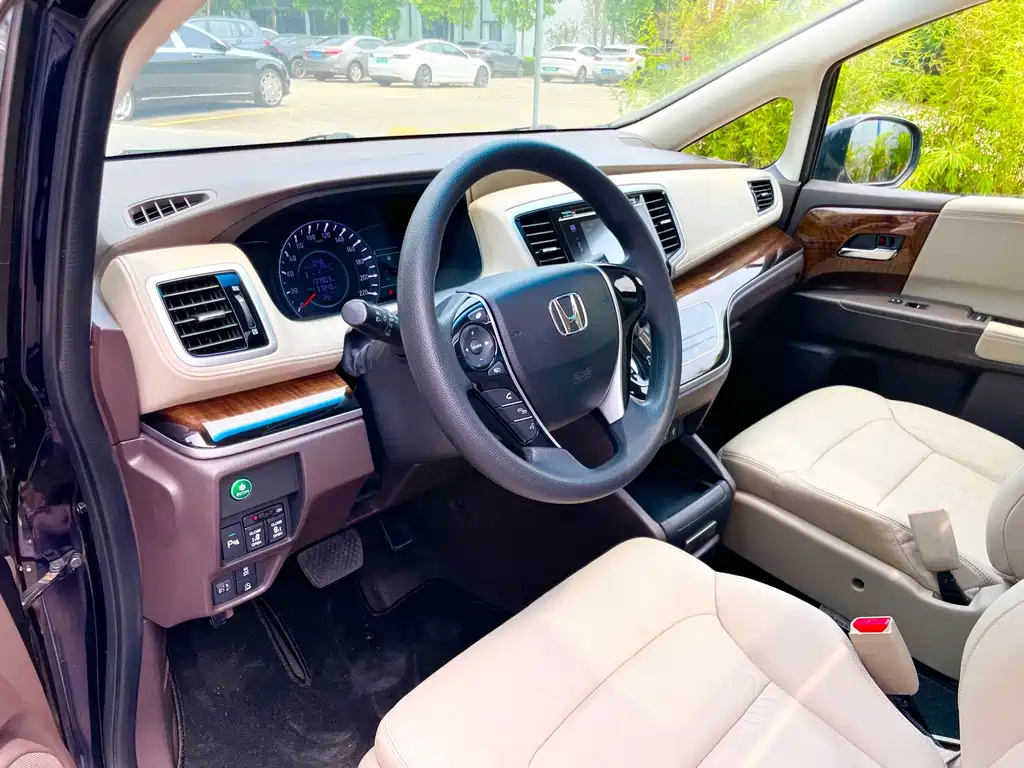 HONDA ODYSSEY 2016