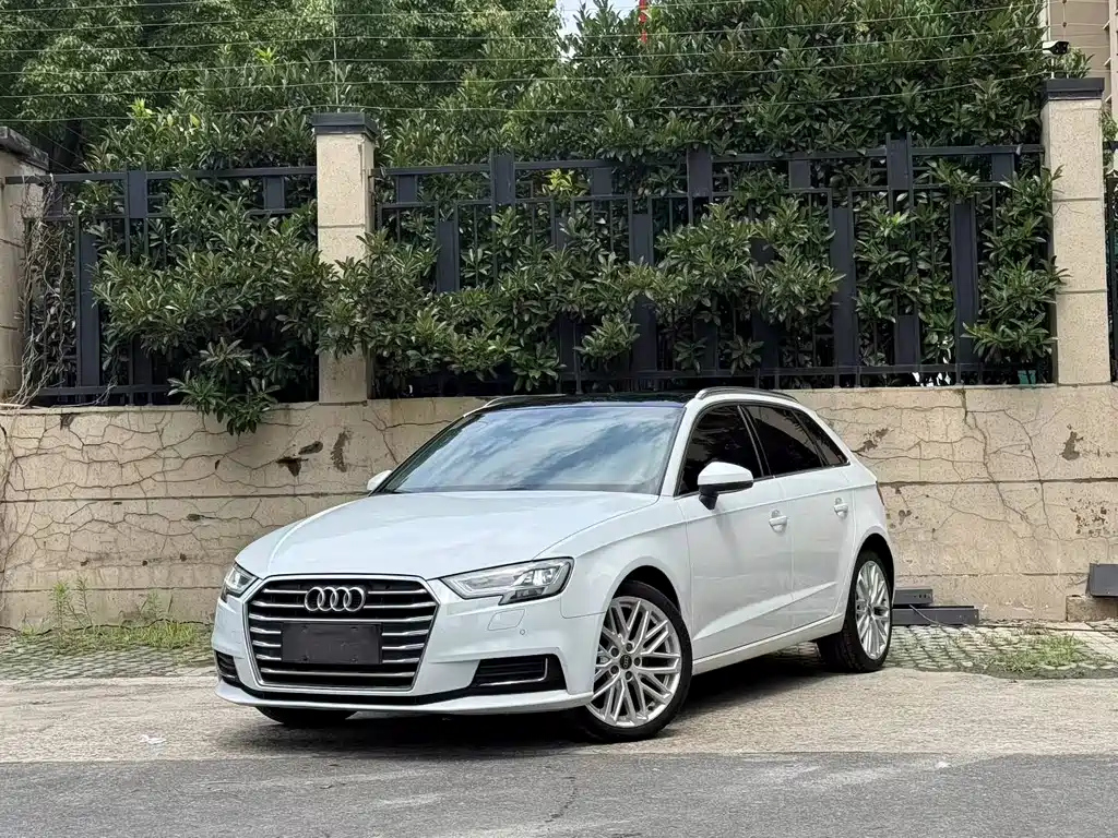 AUDI A3 2017