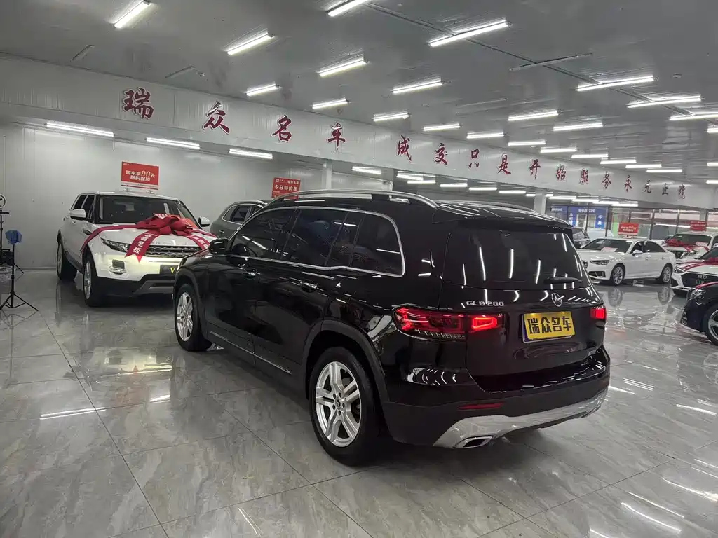 MERCEDES BENZ GLB 2021